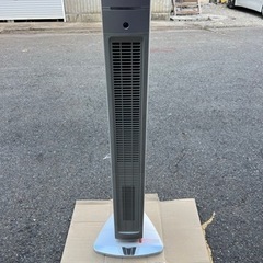 ヒーターにも扇風機にもなるスリムボディー
