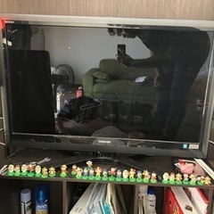 引っ越しの為不要になったものたちです　どなたか無料で引き取りお願...