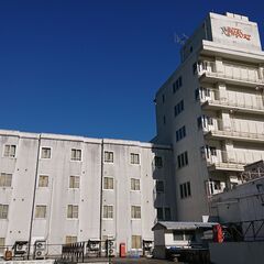 １２月～３月の送迎ドライバー！年末年始、土日のみの勤務など短期の方もOK！の画像