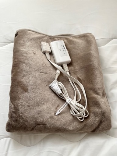 【美品！】[無印良品]羽織れる電気ひざ掛け(ライトブラウン)