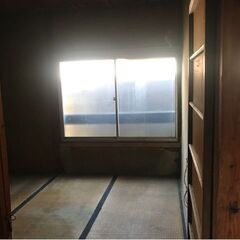 和室を洋室風にしてください。ジョリパットまたはクロスを貼ってくだ...