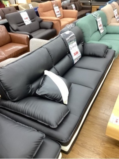 KI-120【新入荷　アウトレット】3シーターソファ　白×黒　2050