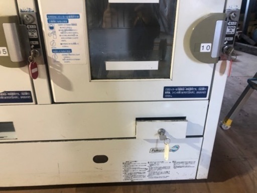 【値下げ交渉受付ます】冷蔵コインロッカー