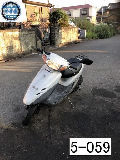 お取引頂きました。初期不良対応車両です♪　愛知県公安委員会登録業者(オートバイ商)☆GARAGE-ECO千音寺☆軽整備＆点検済み☆ライブディオAF35シルバー　5-059名古屋市中川区より!!