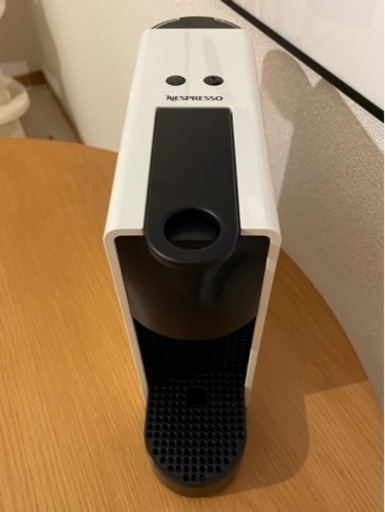 ネスプレッソ エッセンサミニ ホワイト Nespresso