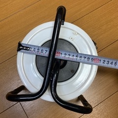 メーカー不明　リールコード 約15m 小さいので1ついかがでしょうかの画像