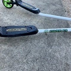 FLIKER 小学生中学年向け　キックボードの画像