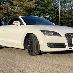 アウディTT ロードスター 2.0 TFSI ターボ 本革シート...