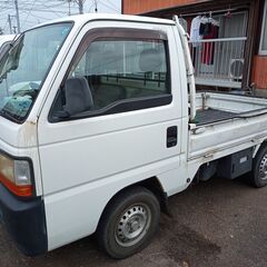 軽トラ２台必要な方10月5日迄限定　軽トラック２０万円　車検令和６年２月まで　4WD エアコン付き　更にもう一台は無料添付、4WD　車検・エアコンなしの画像