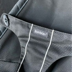 ベビービョルン バウンサー 黒 メッシュ babybjorn Bliss の画像