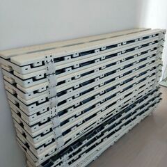 布団　すのこ　ベッド　１つ５００円