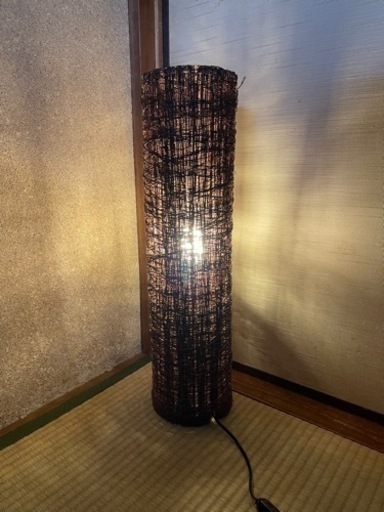 フロアランプ　¥3000→¥2000