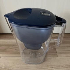 ブリタ　浄水器ポット　2.0L ブルー