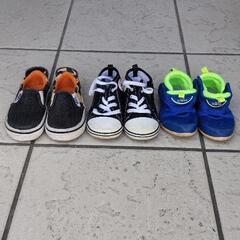 【三足セット】ニューバランス コンバース VANS 子供靴