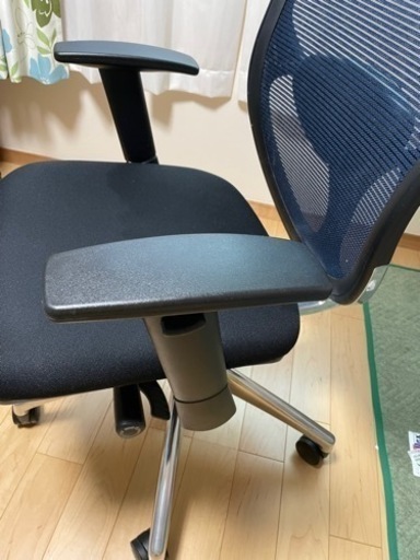 バルバーニ　ハイバックオフィスチェア ブルー&ブラック　DD-C777