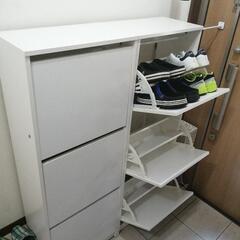 引取先決まりました　靴箱の画像