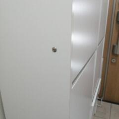 引取先決まりました　靴箱の画像