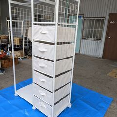 キャスター付き 引き出し ハンガーラックの画像