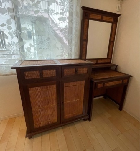 値下げ☆アジアン家具☆　鏡台（引出し付）ドレッサー