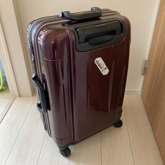 スーツケースの画像