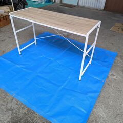 スリムデスクの画像