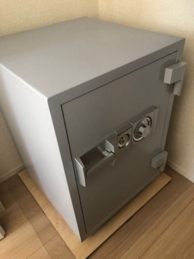 【商談中】ダイヤセーフ 耐火金庫　60L 125kg