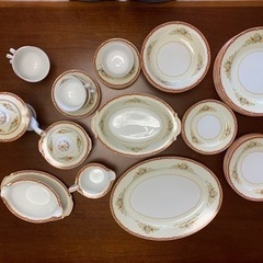 6日までの期間限定　オールドノリタケ　アンティーク食器42点の画像