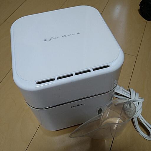 フェイススチーマー　美品　ツインバード