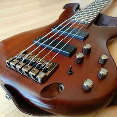 Ibanez5弦ベース