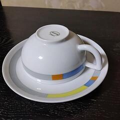 ティーカップ 2客　（カップ4，お皿2）の画像