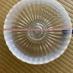 台付き皿