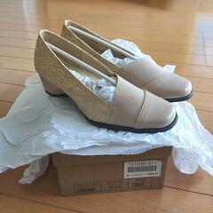 【未使用品】パンプス　23.5cmの画像