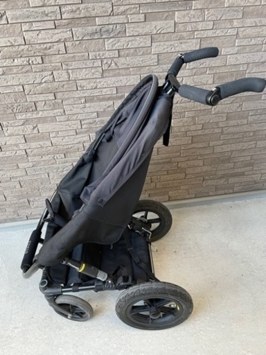 値下げ！CURIO stroller A Black キュリオ ベビーカー 黒 赤ちゃん　ベビーグッズ