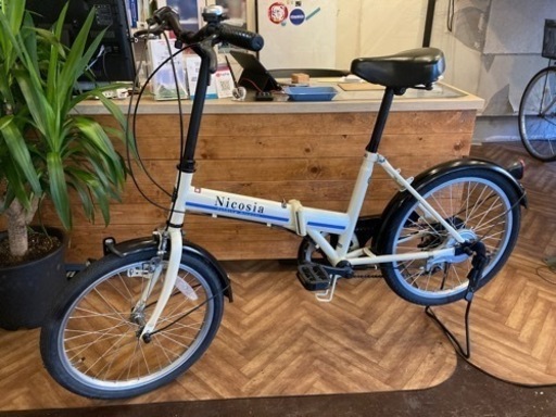【ライト付き】6段変速　20インチ折りたたみ自転車　オフホワイト