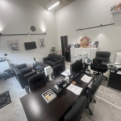 プライベートを充実させ仕事に力を入れようと(^^) ◇ガラス工事業　◇月収25万円〜40万円　◇10代〜40代大募集　◇各種保険完備　◇手当多数有の画像