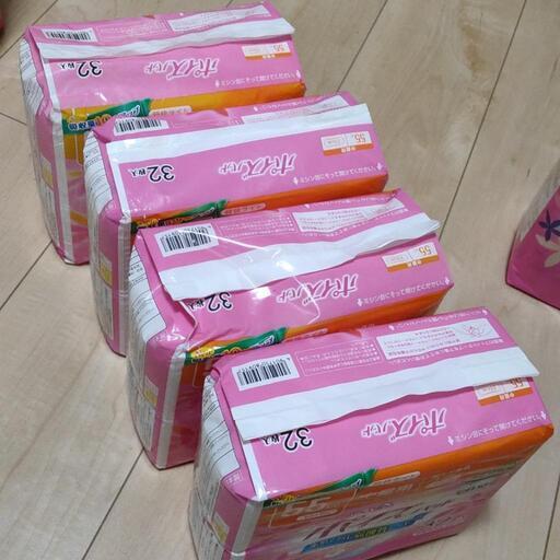 ポイズパッド　4つセット
