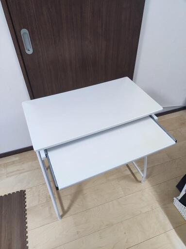 【値下げ】パソコンデスク　キーボード収納付