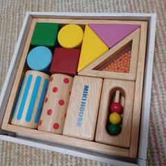 MIKI HOUSE　音のなる積み木