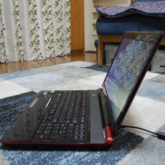 訳あり。傷も少なくきれいなお品です　TOSHIBA 15.6インチ  高速i3CPU　ソフト多数　（返品可）の画像