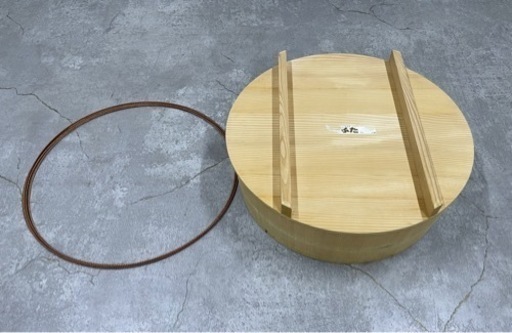 KTH-083【未使用品】吉野白杉　川田木工所　マルカ寿司半切　52cm　蓋付 保管品