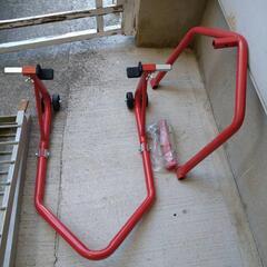 バイクのラダー&スタンドセットの画像