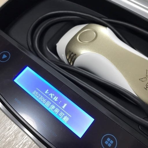 家庭用脱毛器　ケノン　ほぼ未使用　ver.8.5 顔用カートリッジ付　2021.1購入