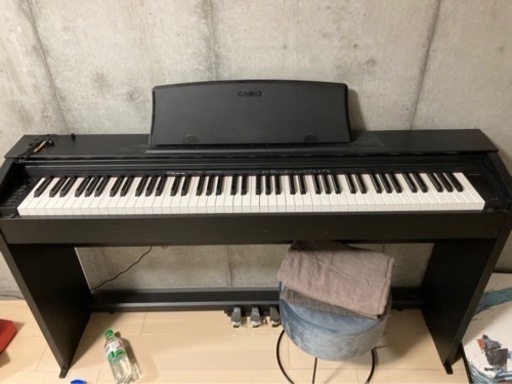 カシオ電子ピアノ