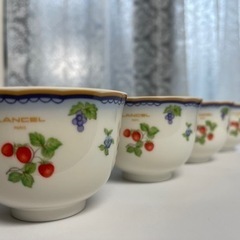 【無料】ティーカップ　4個セット　