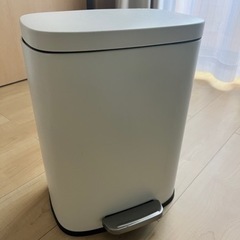 ゴミ箱　12L