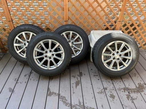 値下！スタッドレスタイヤ　プリウス等