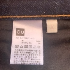 GU フレアジーンズ　ブラック　Mサイズの画像