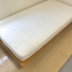 無印良品 ベッドフレーム マットレスセットの画像