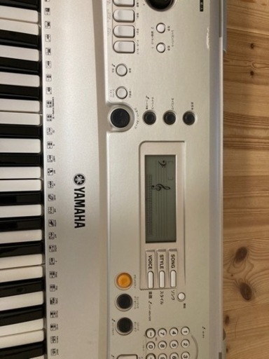 値下げ　ヤマハの電子ピア PORTATONE「PSR-E313」