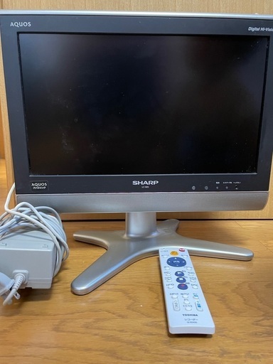 ❁ SHARP シャープ　液晶テレビ　LC-16E5 16V型 AQUOS アクオス